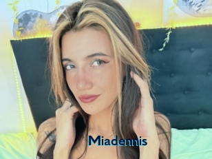 Miadennis